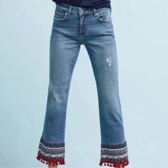 NWT Anthropologie Pilcro Mid Rise Bootcut Embroidered Pom Pom Jeans - Picture 1 of 11